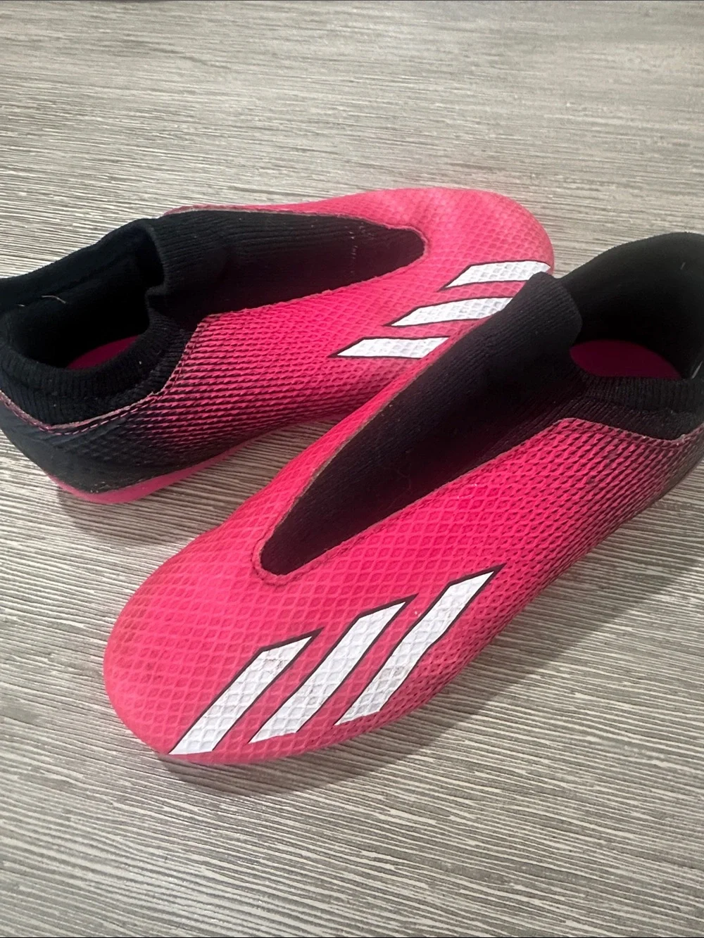 Soccer Adidas Kids Slip-On cleats Pink and Black